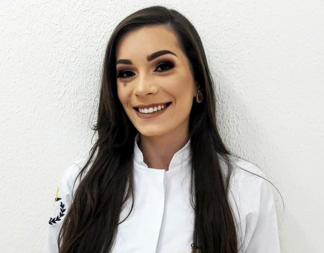Acadêmica do curso de Farmácia da URI, Fabiana Andrigui fará residência hospitalar em Passo Fundo | Foto: URI Erechim/Imprensa