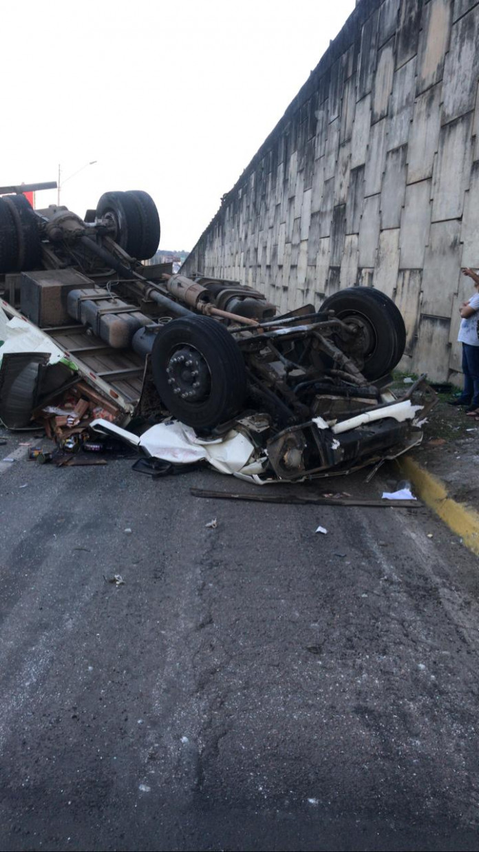 Família de Chapecó morre em acidente na BR-282 - ClicRDC